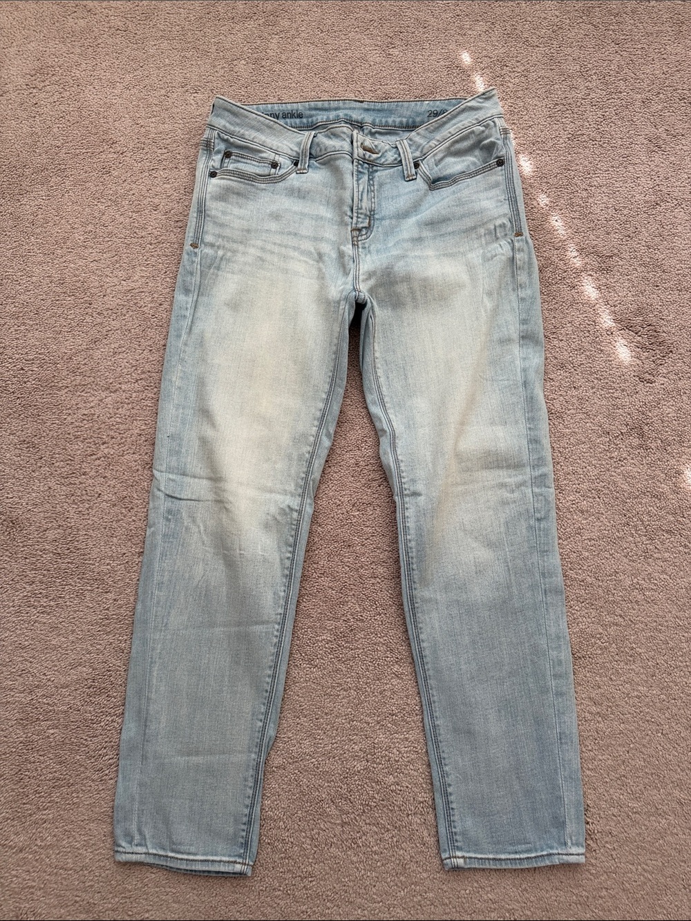 Skinny ankle jeans